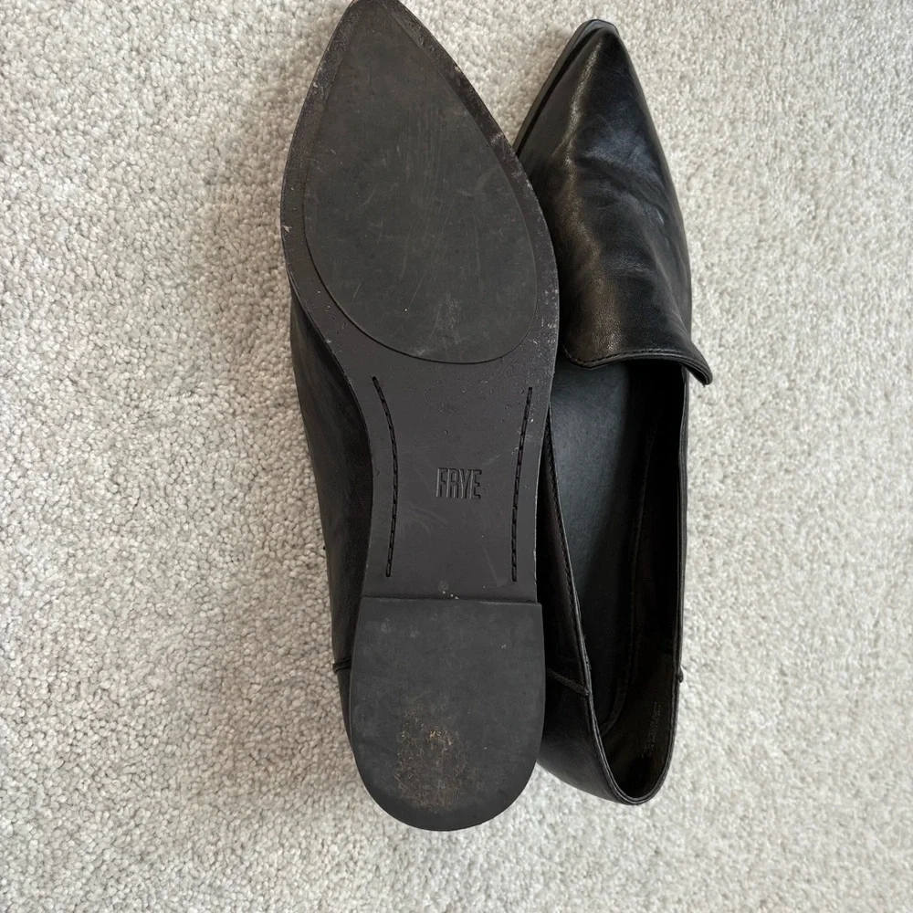 FRYE-  Kenzie Venetian Black Leather flats Sz 11 - Picture 8 of 8